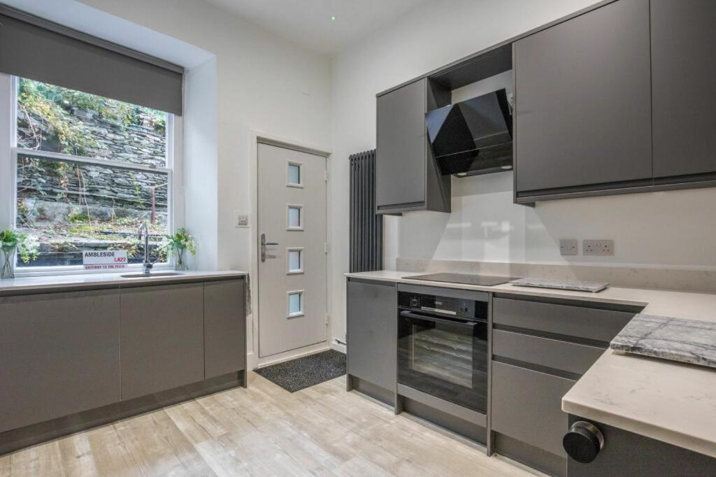 Holiday home Location Close To Everything, Modern, Dog Friendly, Amazing Views! Ambleside